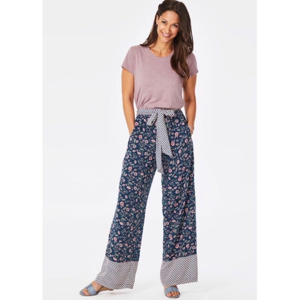 Matilda Jane Navy Floral ‘A Day Off’ Lounge Pants